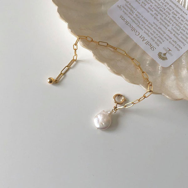 6 xu hướng hot hit nhất mùa Xuân 2019 toàn thứ diện lên là auto sang: màu be, túi xách lady, phụ kiện ngọc trai...