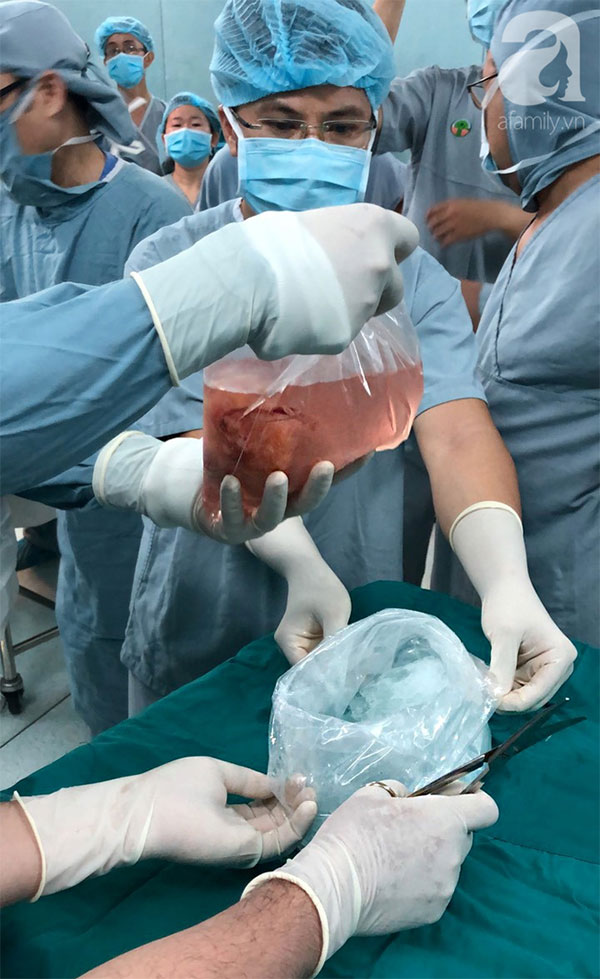 Đang khỏe mạnh, người đàn ông học theo MXH uống 1kg nước ép từ loại quả này thì bị suy thận