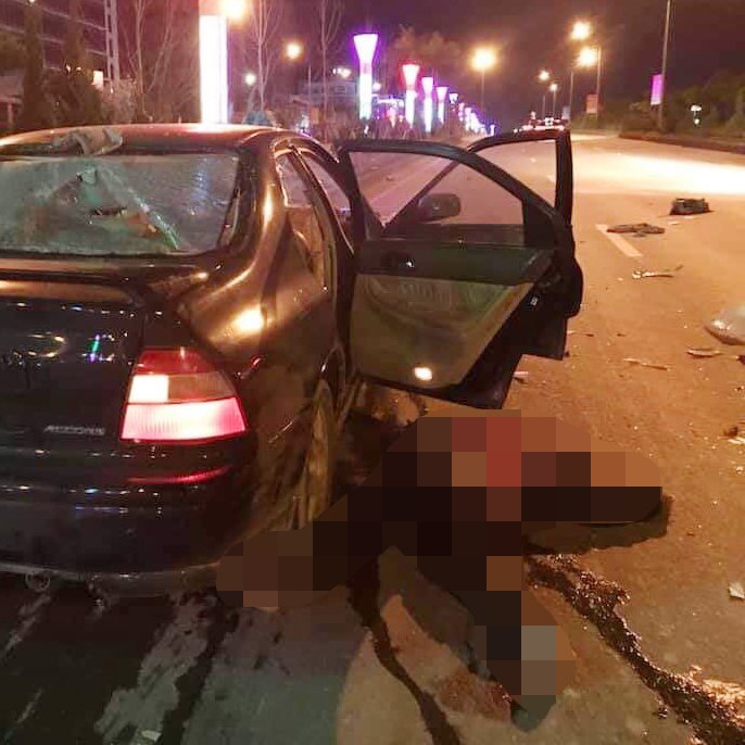 Xe máy đấu đầu ô tô, 1 người tử vong tại chỗ