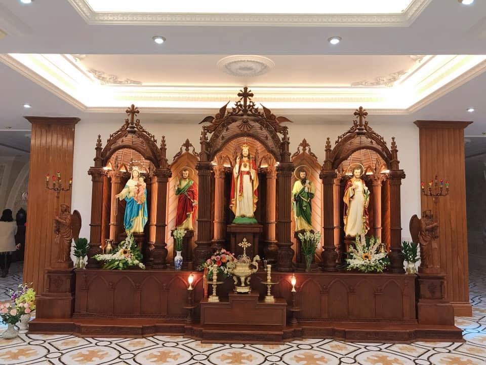 Cận cảnh lâu đài xa hoa nhà cô dâu có đám cưới 200 cây vàng