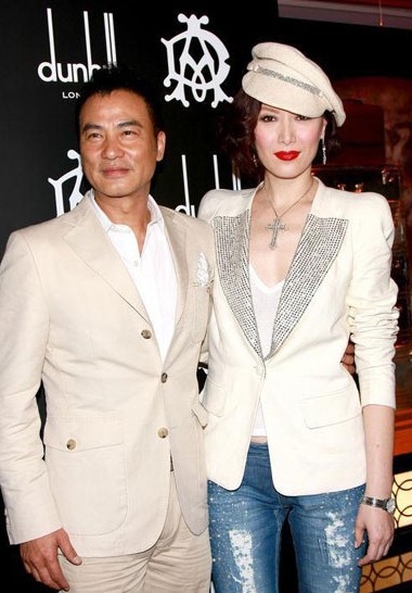 Ông hoàng phim 18+ Hong Kong: Khiến xã hội đen phải e sợ, để toàn bộ gia sản cho vợ