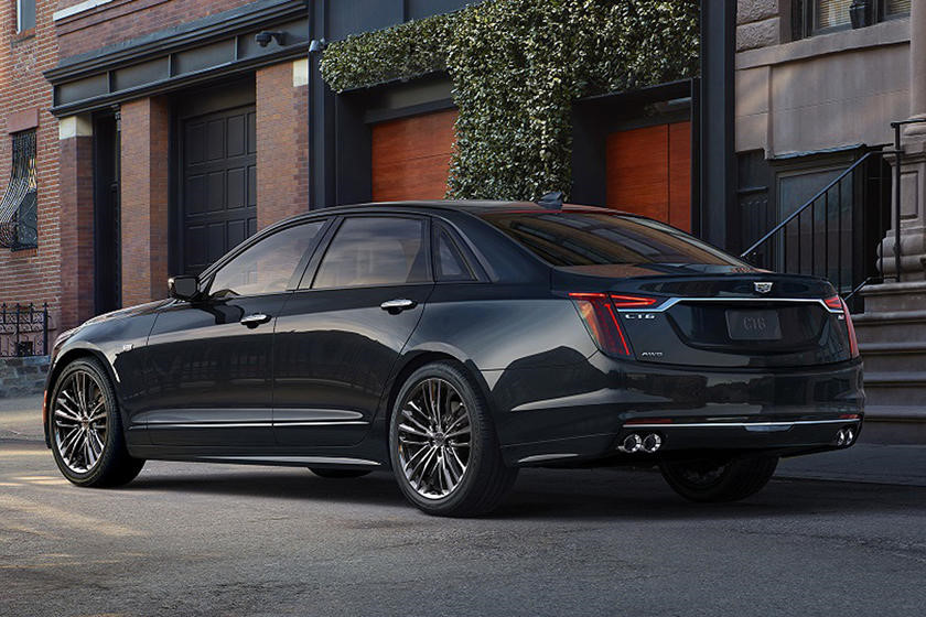 Vừa ra mắt, sedan hàng hiệu Cadillac CT6-V đã không còn xe để bán