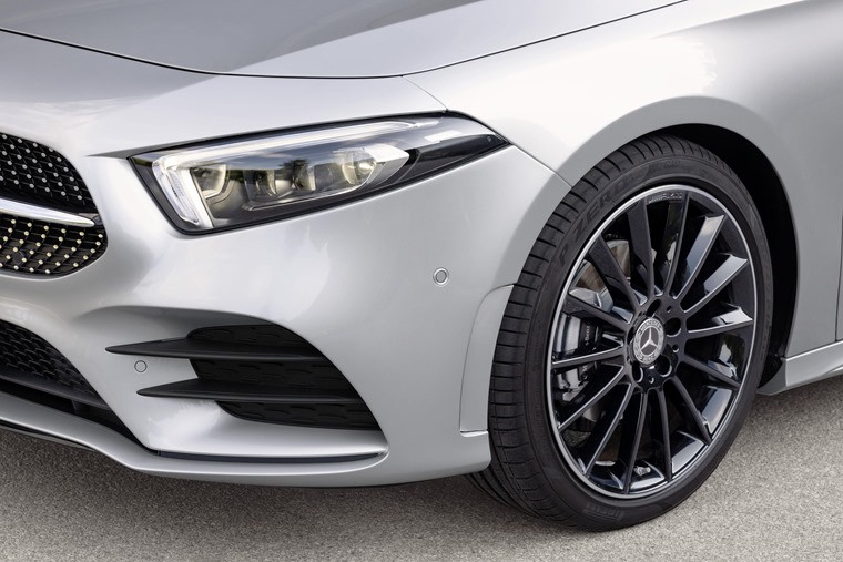 Mercedes-Benz A-Class Sedan 2019 giá từ 32.500 USD tại Mỹ