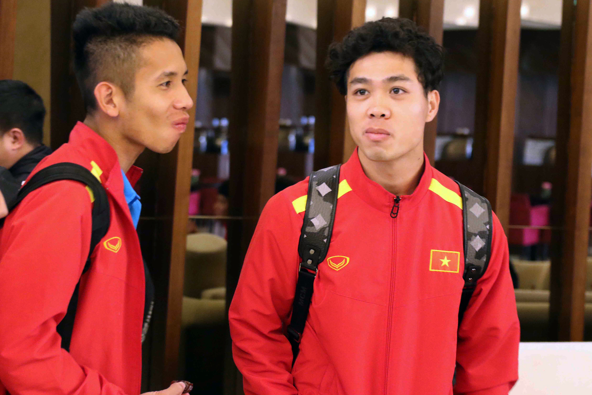 Tuyển Việt Nam có mặt tại Dubai, chuẩn bị đấu Jordan