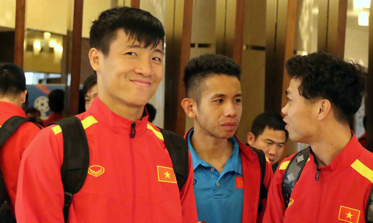 Tuyển Việt Nam có mặt tại Dubai, chuẩn bị đấu Jordan