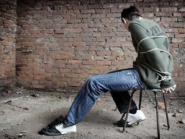 Lời khai của nhóm giang hồ bắt cóc con bạc, đánh đập để đòi nợ