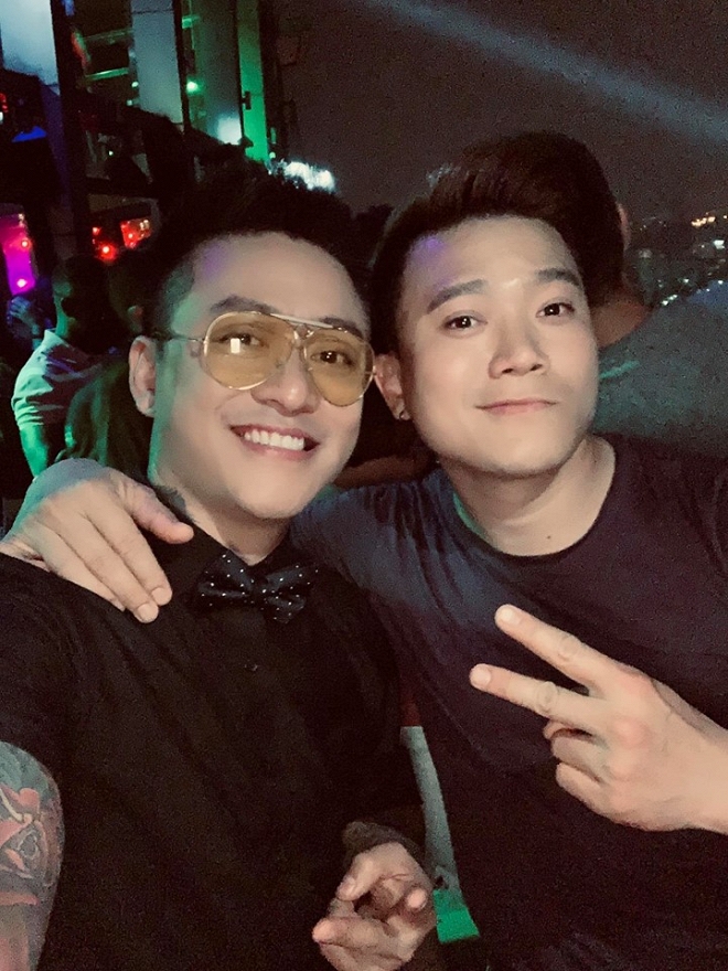 Bật mí cuộc sống ít người biết về em trai cũng làm ca sĩ của Hồng Ngọc