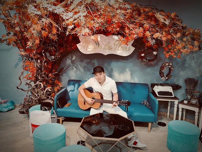 Bật mí cuộc sống ít người biết về em trai cũng làm ca sĩ của Hồng Ngọc