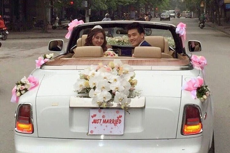 Đám cưới tại lâu đài trăm tỷ, rước dâu bằng Rolls-Royce và máy bay: Nam Định xứng đáng đứng đầu về độ chịu chơi tổ chức đám cưới