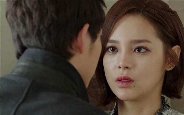 Giấu vợ hẹn hò với cô gái khác, chồng bị một phen vạch mặt cạch đến già