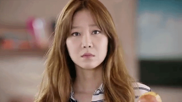 Bữa ăn nào mẹ chồng cũng kiếm cớ chê bai, nàng dâu đánh liều nhận làm chục mâm cỗ liền khiến bà sáng mắt