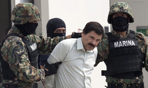 Cuộc chạy trốn trong tình trạng khỏa thân của trùm ma túy Mexico