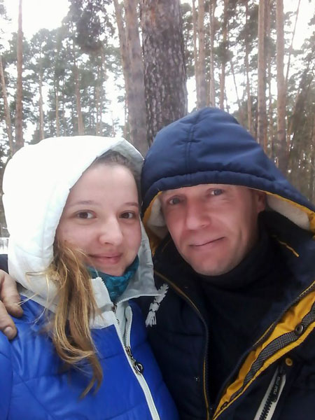 Vợ đòi ly hôn, gã chồng máu lạnh lấy 4 con dao đâm chết bố mẹ vợ tại chỗ