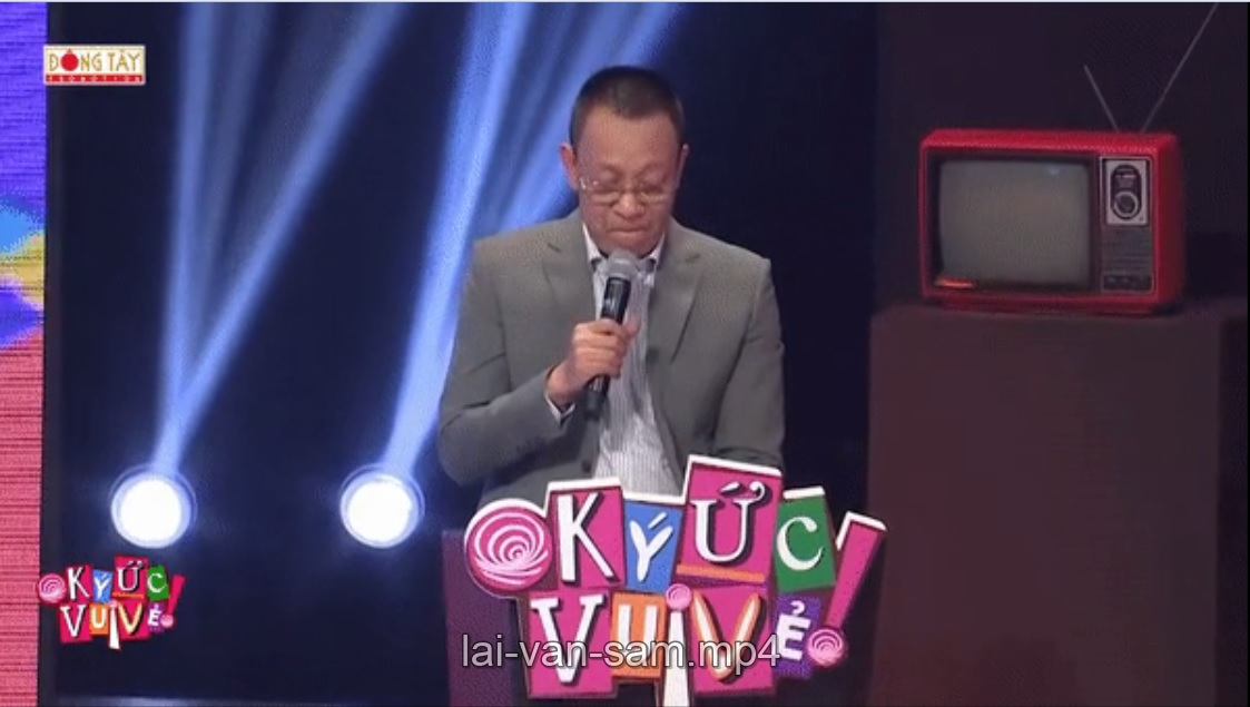 Hiếm hoi lắm mới thấy MC Lại Văn Sâm nghẹn ngào trên sóng truyền hình như thế này!