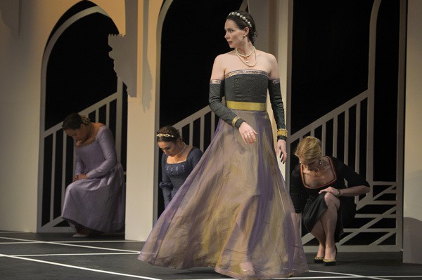 Kết cục đắng ngắt của kẻ thứ 3 và chân lý bản lĩnh phụ nữ không phải là hô biến chồng người thành chồng mình