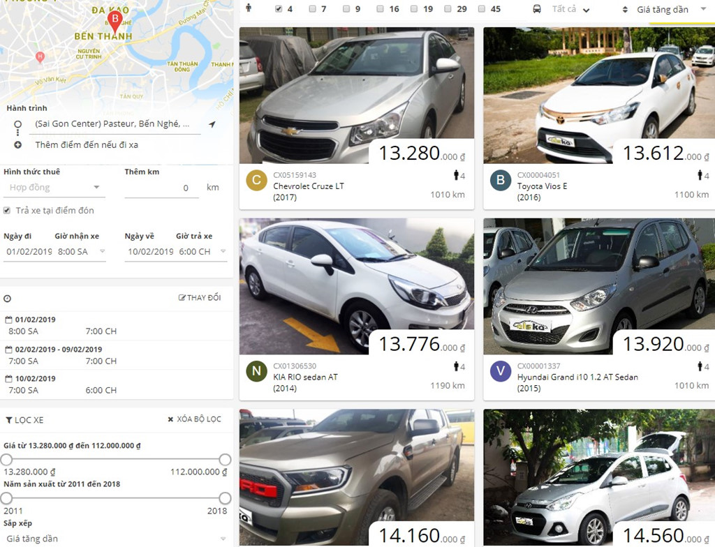 Hết vé máy bay, vé tàu Tết, nhiều người thuê ôtô, đi xe máy về quê