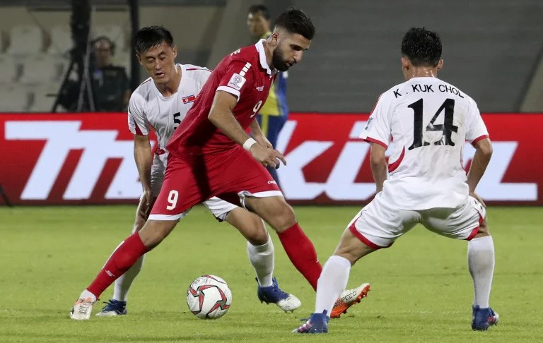 Quang Hải vào top 10 cầu thủ hay ở lượt cuối vòng bảng Asian Cup