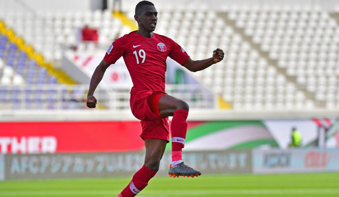 Quang Hải vào top 10 cầu thủ hay ở lượt cuối vòng bảng Asian Cup