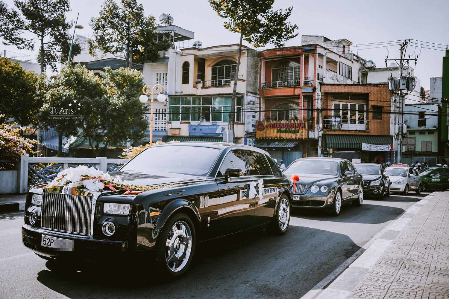 Con gái đại gia được đón dâu bằng máy bay 3 năm trước giờ ra sao?