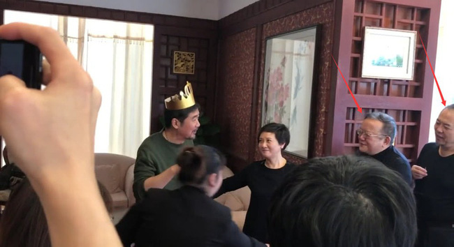 Hòa Thân Vương Cương, Càn Long Trương Thiết Lâm hội ngộ Kỷ Hiểu Lam Trương Quốc Lập nhân ngày sinh nhật