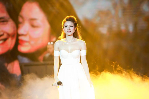 Thủy Top: Chưa bao giờ cố tình hay mong muốn làm biểu tượng sexy