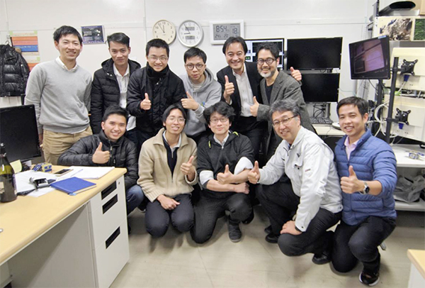 Vệ tinh MicroDragon của Việt Nam đã gửi tín hiệu về Trái đất