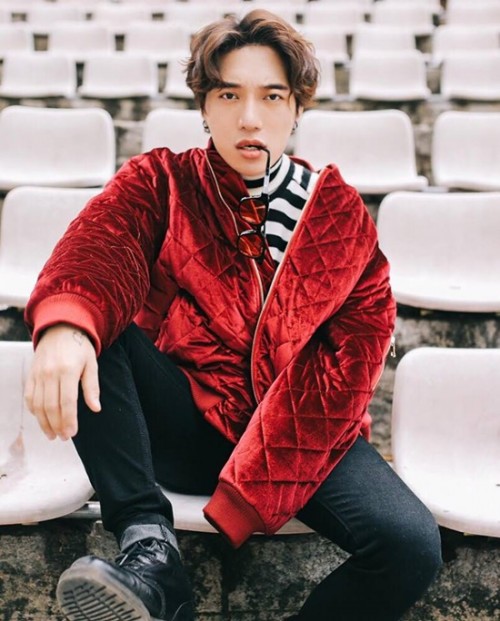 Châu Đăng Khoa chính thức bị kiện vụ đạo thơ sáng tác Người lạ ơivà làm lơ việc xin lỗi