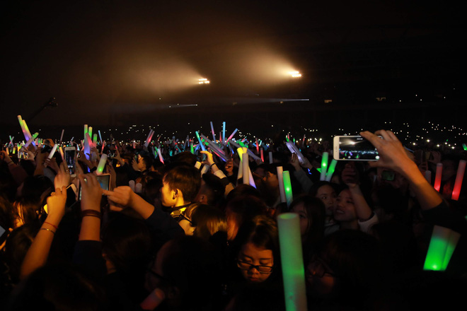 Mỹ Tâm, Hà Anh Tuấn khiến sân vận động Mỹ Đình bùng nổ