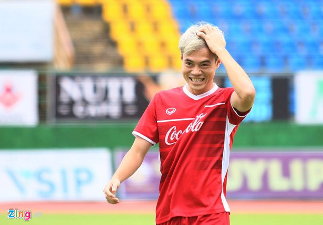 Bố Công Phượng: Con trai đã ghi bàn thắng quan trọng cho Việt Nam