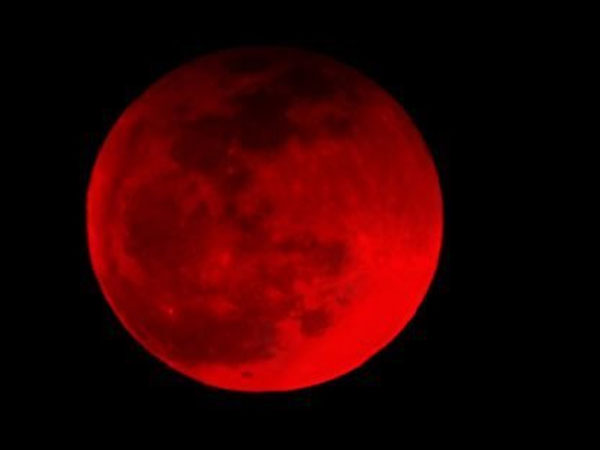 Ớn lạnh những tiên đoán về siêu trăng máu xuất hiện đêm nay