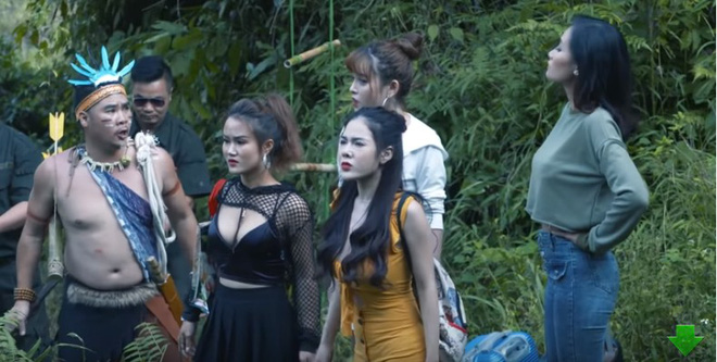 Bị chỉ trích vì đóng phim hài Tết có nhiều cảnh nóng và thô tục, NSƯT Quang Tèo nói gì?