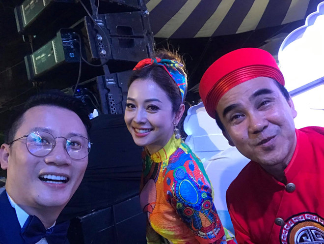 Sao Việt vỡ òa, rủ nhau đi bão sau khi Việt Nam vào tứ kết Asian Cup