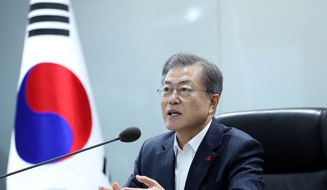 Mì ăn liền - biểu tượng cho sự đói nghèo cùng cực ở Hàn Quốc: Lót dạ cho người sống, thắp hương cho người chết