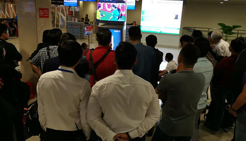 Người Việt trách yêu đội tuyển vì trận nào cũng như chết hụt