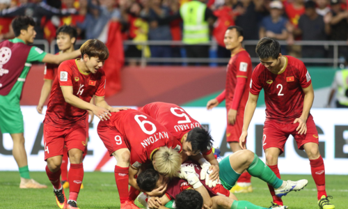 Bùng nổ khuyến mãi cho khách hàng tên Lâm, Phượng