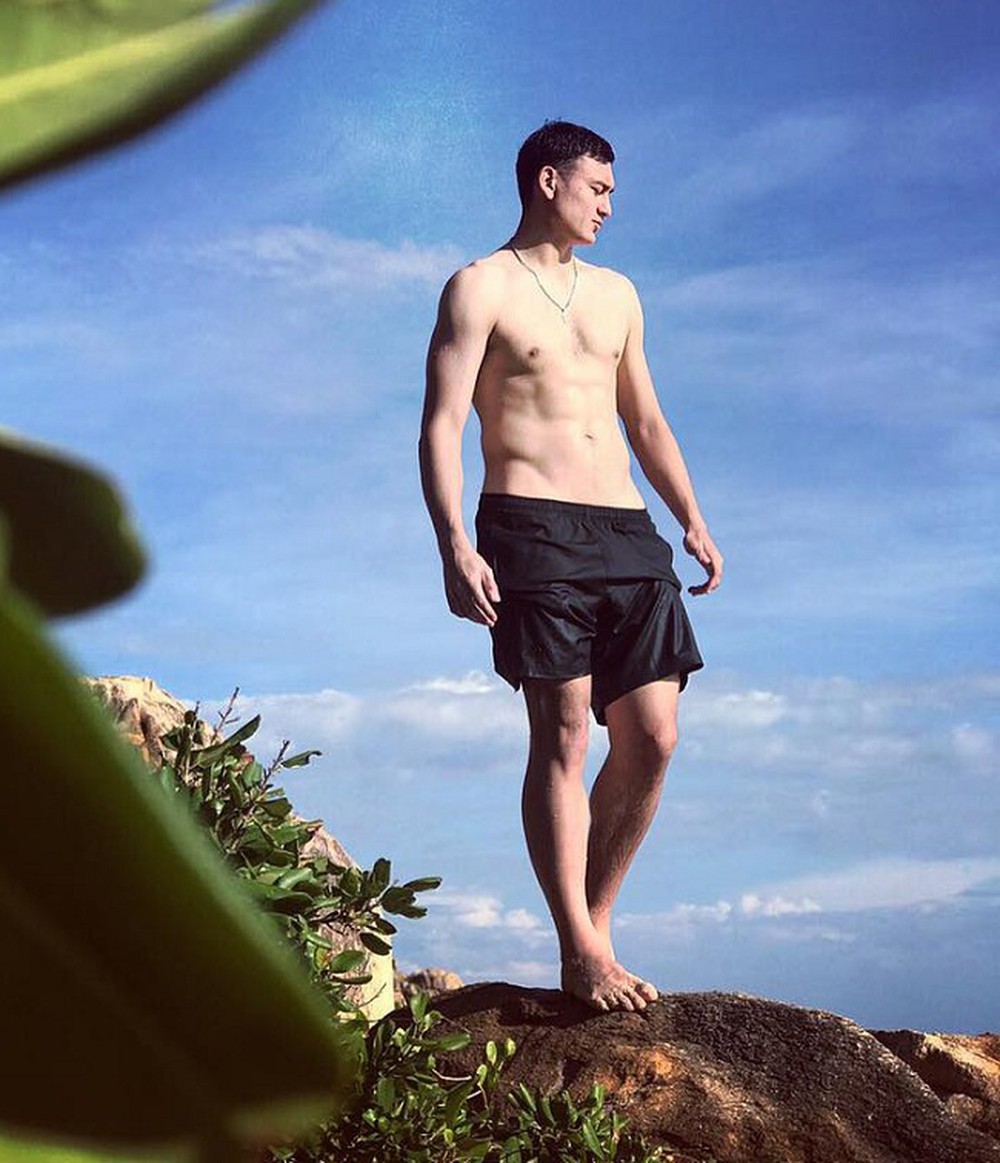 Dân mạng lại phát sốt khi Đặng Văn Lâm đăng clip nhảy sexy nền nhạc Như lời đồn của Bảo Anh