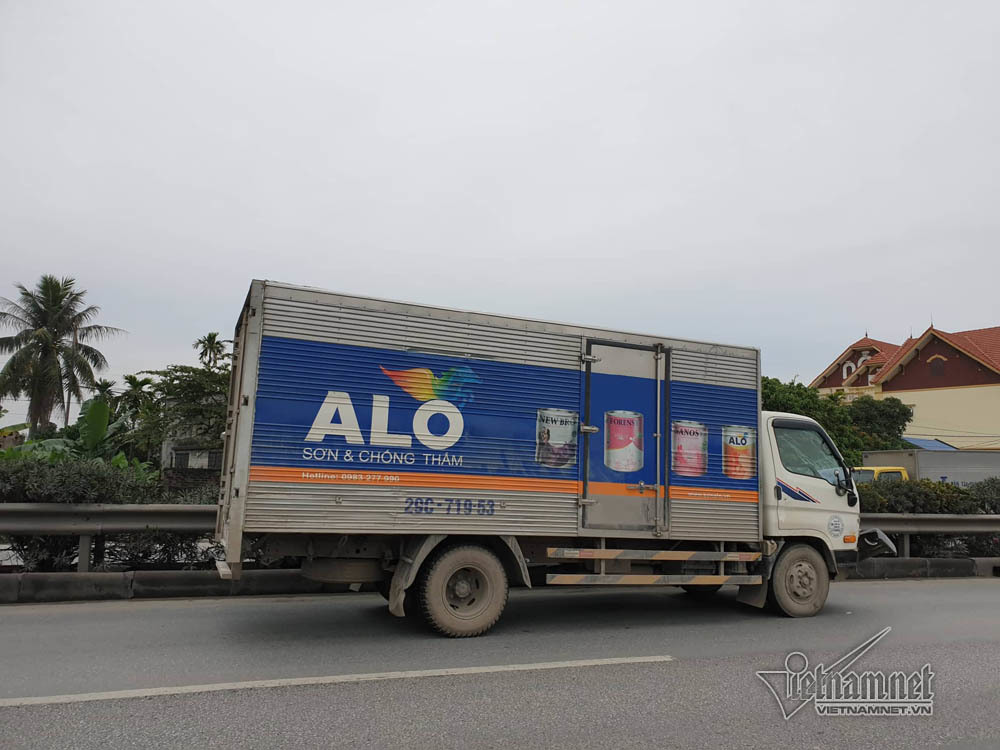 Tai nạn 8 người chết: Xe tải đi sai làn, chủ DN không hợp tác điều tra