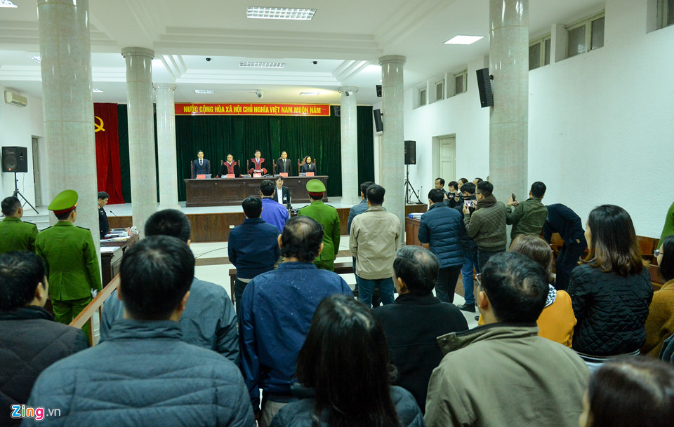 Nguyễn Xuân Sơn - người mang án tử xuất hiện ở phiên tòa dịp gần Tết