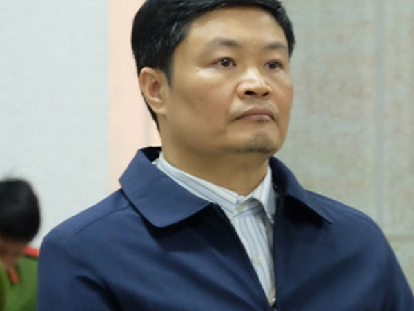 Sếp dầu khí khai dùng nhiều tỷ do Oceanbank chăm sóc để làm từ thiện