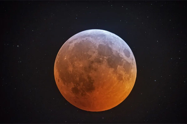 Ngắm siêu Trăng máu - Trăng sói cực hiếm trên thế giới