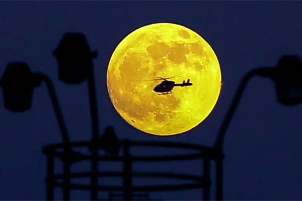 Ngắm siêu Trăng máu - Trăng sói cực hiếm trên thế giới