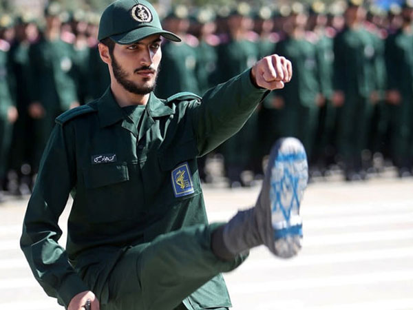 Tư lệnh Iran đe dọa xóa sổ Israel khỏi Trái Đất