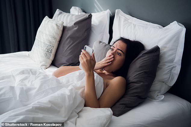 Cô gái sốc khi phát hiện chồng sắp cưới là thành viên của hội chăn rau trên mạng