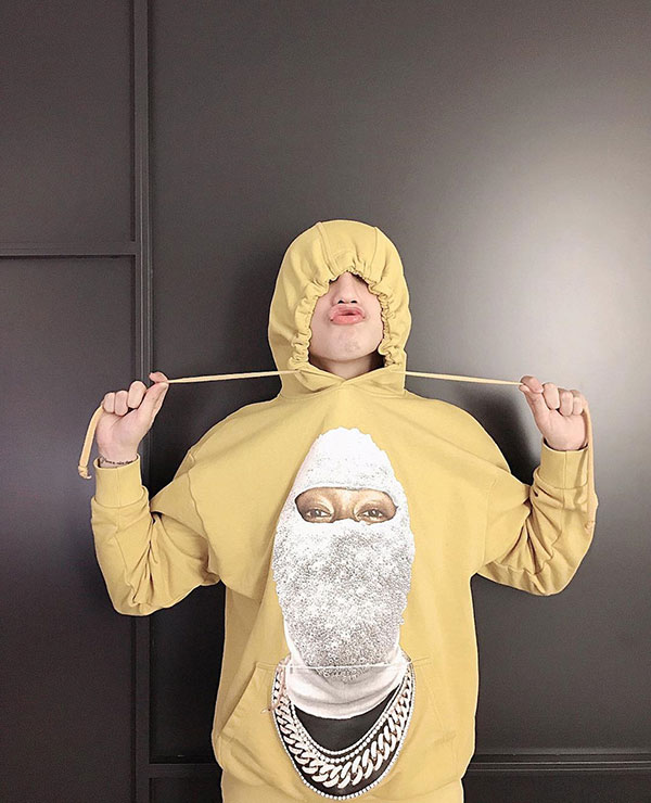 Sơn Tùng M-TP tích cực lăng xê áo hoodie phong cách streetwear