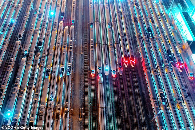 Ảnh: Cuộc di dân lớn nhất lịch sử loài người bắt đầu ở Trung Quốc