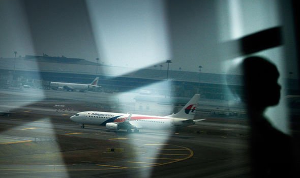 Sốc: Quân đội Malaysia bỏ mặc cho MH370 mất tích