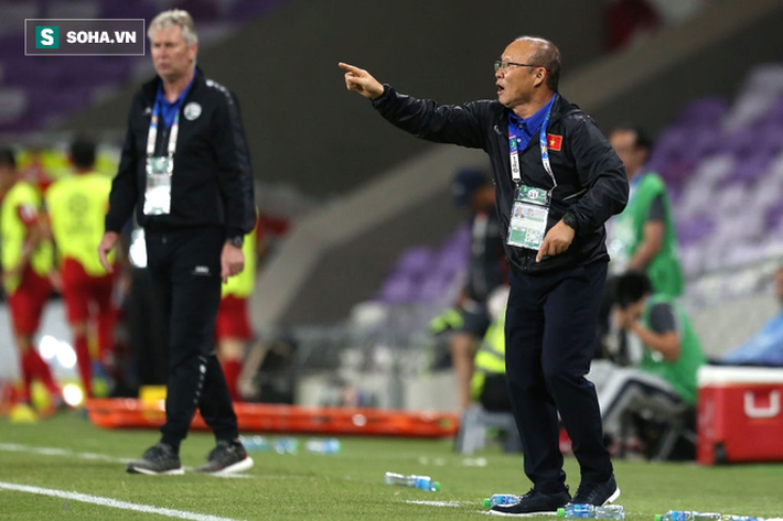 HLV Nhật Bản: Tôi giữ quân để đối đầu với Việt Nam, bởi HLV Park Hang-seo rất giỏi