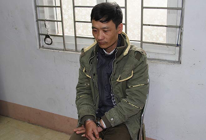 Đang đi đường, bị đâm vô cớ, một bé 4 tuổi tử vong