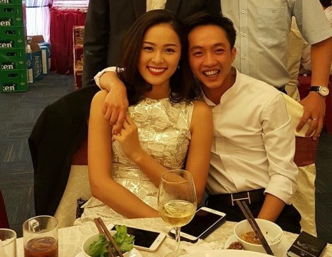 Động thái của Hạ Vi trong ngày tình cũ Cường Đô La cưới vợ gây xôn xao