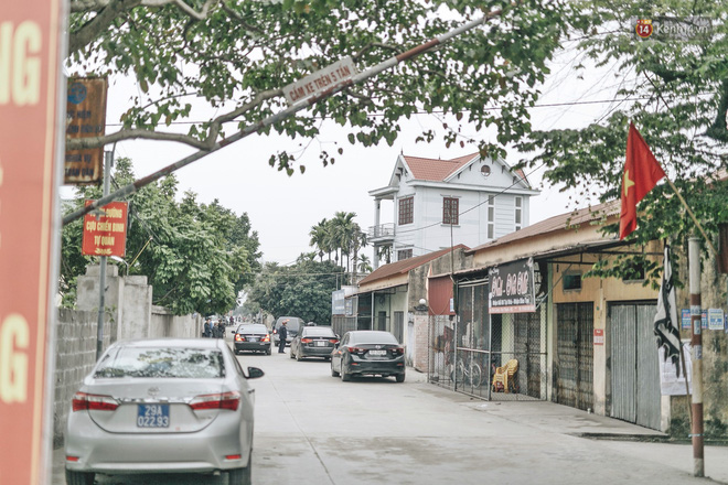 Tang thương bao trùm làng quê nơi 8 người tử vong dưới bánh xe tải, nhiều nhà chỉ cách nhau vài chục mét